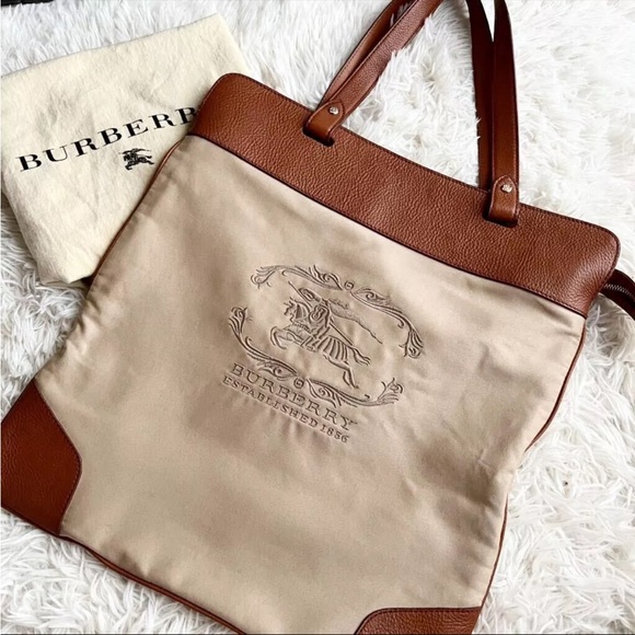 Burberry Packable Shopping Tote in Canvas & Leather - Picture 1 of 8